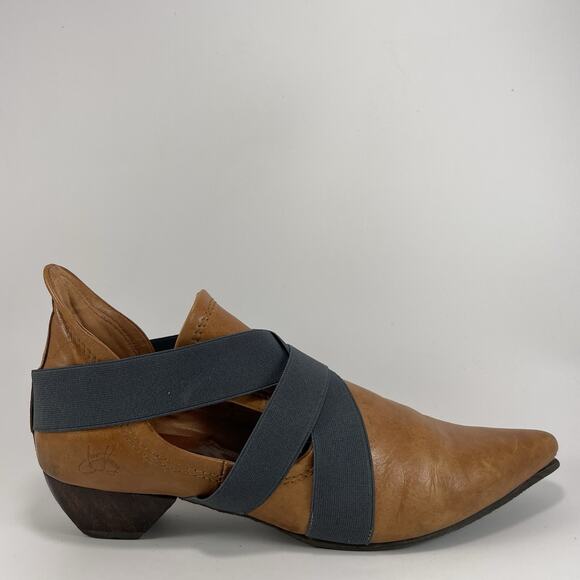 John Fluevog Truth Marina Pointed Toe Booties Womens Size 11 Tan Leather Slip On - Picture 1 of 12